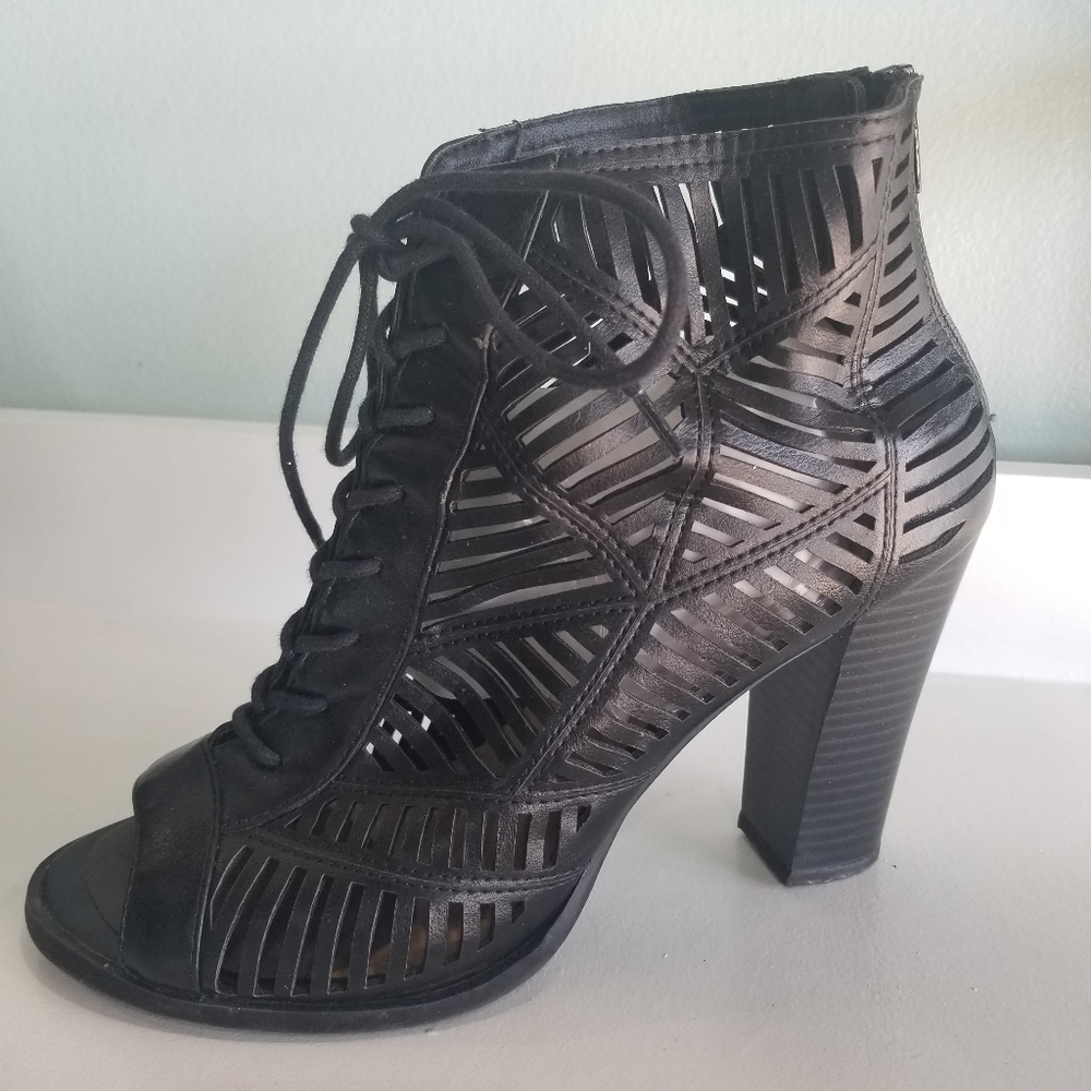 Mix No. 6 Black Cutout Heels